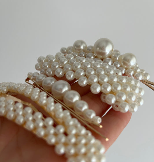 4-PIECE PEARL HAIR PINS